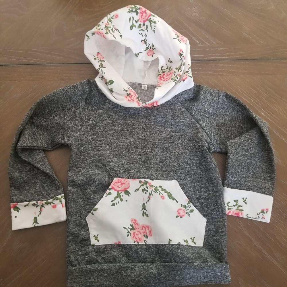 🌸Unbranded / 2 / Girls Sweatshirt